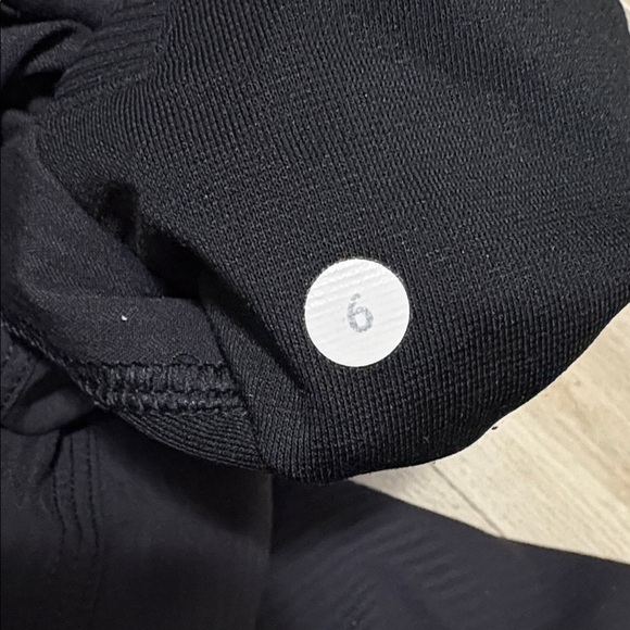 Lululemon Dance Studio Pants Size 6 34.5” Inseam - Picture 6 of 8